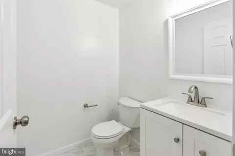8702 Old Dominion Dr, Mclean, VA 22102 photo 40