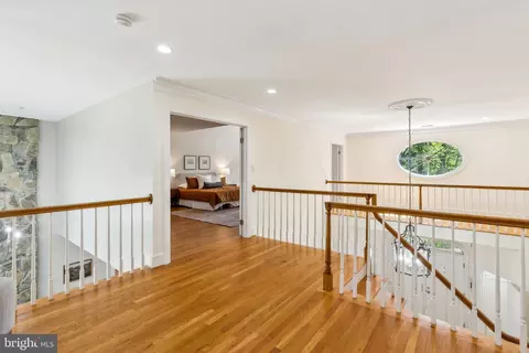 8702 Old Dominion Dr, Mclean, VA 22102 photo 22