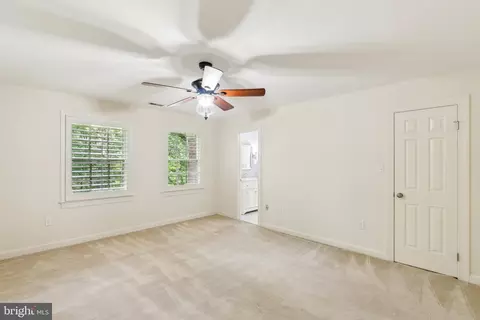 8702 Old Dominion Dr, Mclean, VA 22102 photo 32