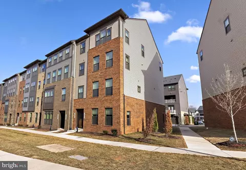 14053 Sunrise Valley Dr #8Q, Herndon, VA 20171