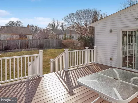 Exterior - 11922 Blue Spruce Rd, Reston, VA 20191 photo 6 of 13