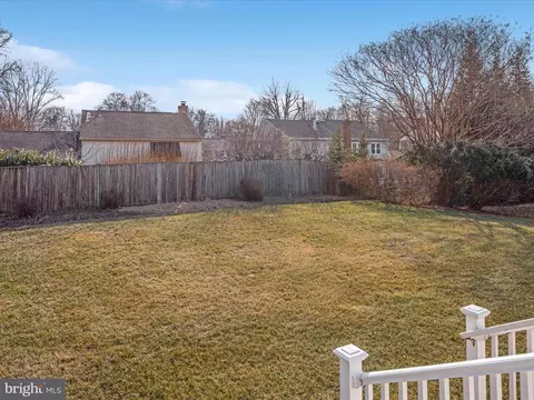 Exterior - 11922 Blue Spruce Rd, Reston, VA 20191 photo 5 of 13