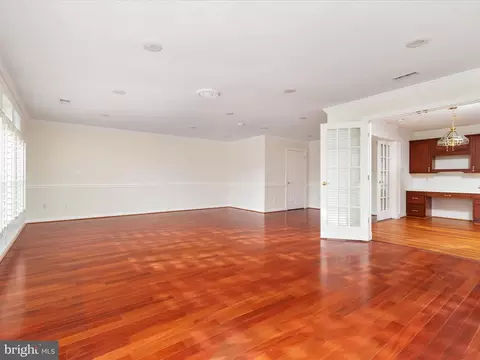 Living - 11922 Blue Spruce Rd, Reston, VA 20191 photo 4 of 9