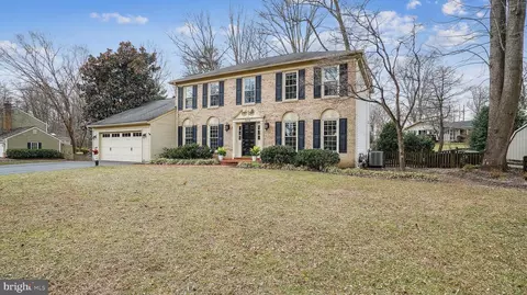 3416 Valewood Dr, Oakton, VA 22124