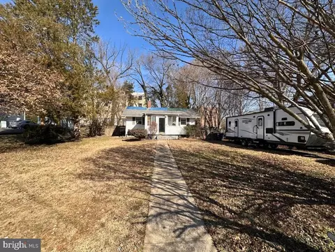 1400 Olde Towne Rd, Alexandria, VA 22307