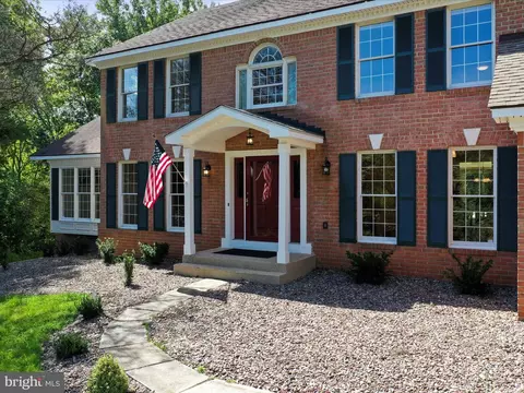1350 Hunter Mill Rd, Vienna, VA 22182
