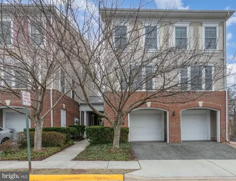7147 Mason Grove Ct #21, Alexandria, VA 22306