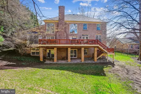 Exterior - 6100 Solitaire Way, Mclean, VA 22101 photo 6 of 10