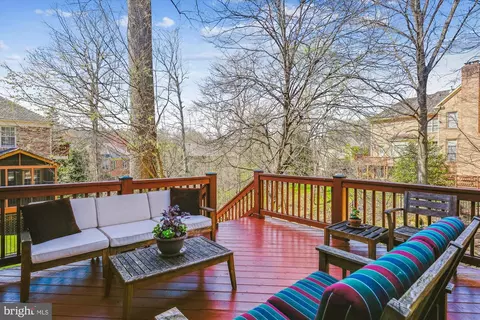 Exterior - 6100 Solitaire Way, Mclean, VA 22101 photo 3 of 10