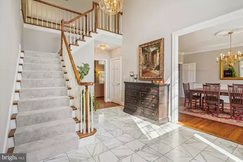 Entry Way - 6100 Solitaire Way, Mclean, VA 22101 photo 2 of 4