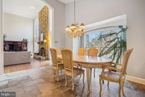 Dining - 6100 Solitaire Way, Mclean, VA 22101 photo 1 of 3
