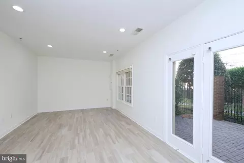 7404 Seneca Ridge Dr, Mclean, VA 22102 photo 35