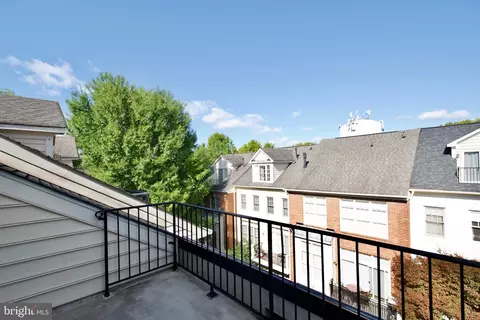 7404 Seneca Ridge Dr, Mclean, VA 22102 photo 32