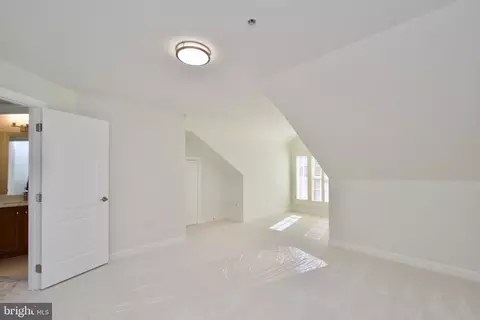 7404 Seneca Ridge Dr, Mclean, VA 22102 photo 27