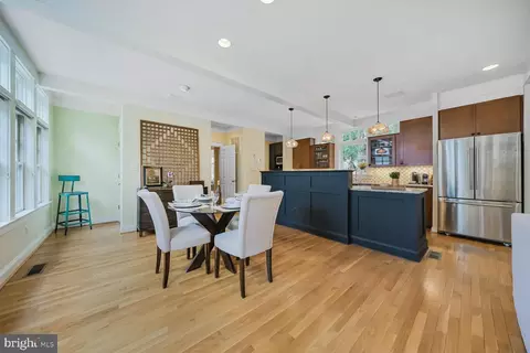 Dining - 2012 Rockingham St, Mclean, VA 22101 photo 3 of 3
