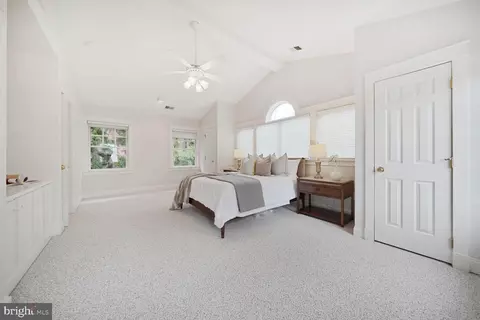 Bedroom - 2012 Rockingham St, Mclean, VA 22101 photo 4 of 6