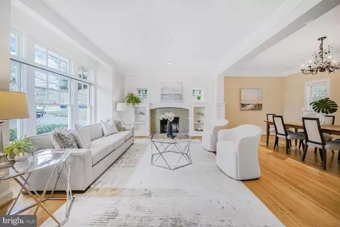 Living - 2012 Rockingham St, Mclean, VA 22101 photo 1 of 1