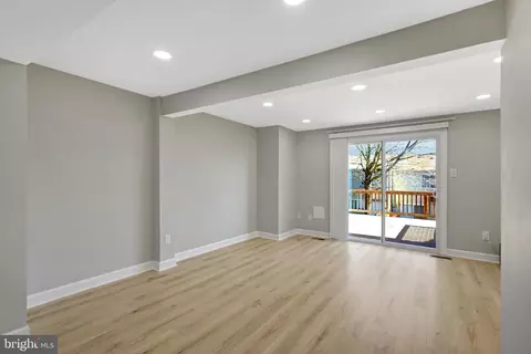 8414 Red Eagle Ct, Lorton, VA 22079 photo 11