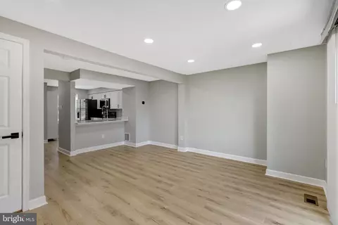 8414 Red Eagle Ct, Lorton, VA 22079 photo 12
