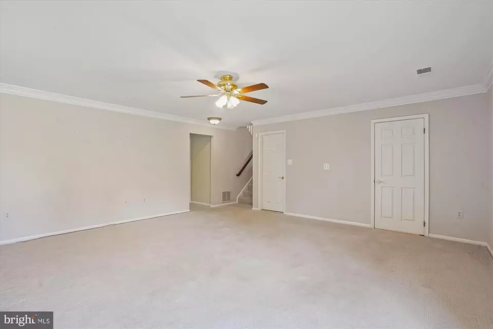 Living - 10525 Brevity Dr, Great Falls, VA 22066 photo 5 of 5