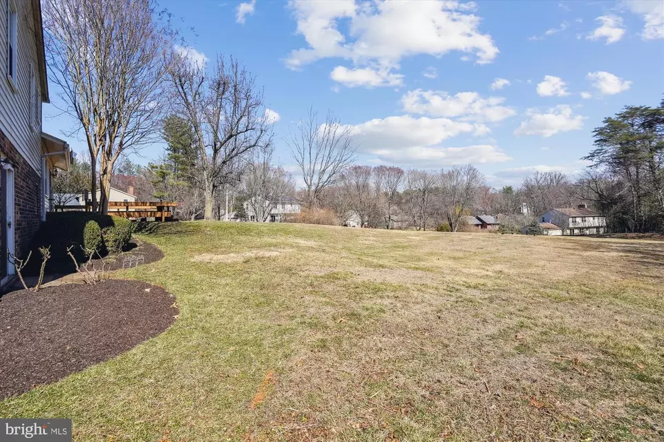 Exterior - 10525 Brevity Dr, Great Falls, VA 22066 photo 4 of 11