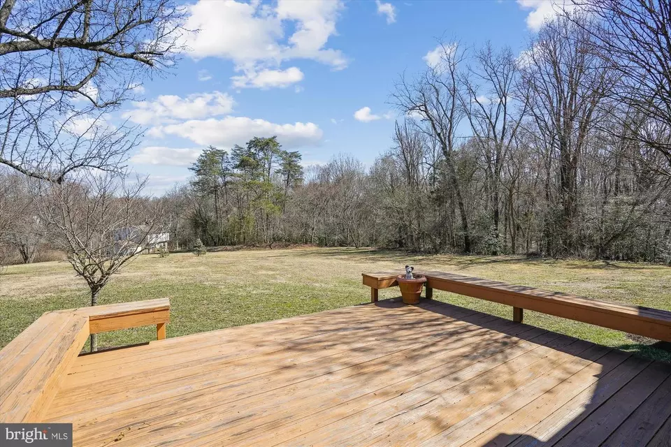 Exterior - 10525 Brevity Dr, Great Falls, VA 22066 photo 3 of 11