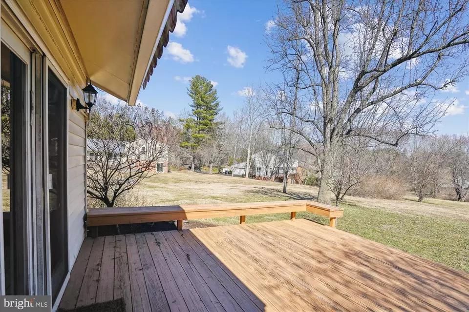 Exterior - 10525 Brevity Dr, Great Falls, VA 22066 photo 2 of 11