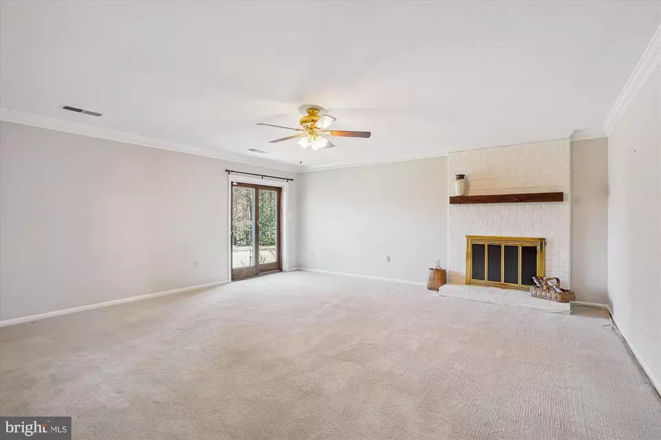 Living - 10525 Brevity Dr, Great Falls, VA 22066 photo 3 of 5