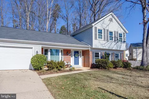 6508 Raftelis Rd, Burke, VA 22015