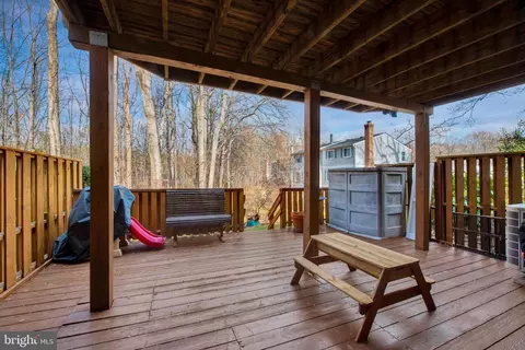 10902 Barton Hill Ct, Reston, VA 20191 photo 27
