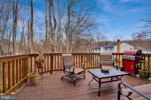 10902 Barton Hill Ct, Reston, VA 20191 photo 15