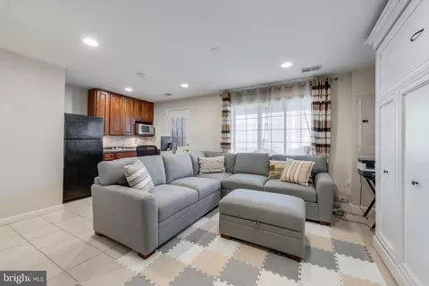 10902 Barton Hill Ct, Reston, VA 20191 photo 23