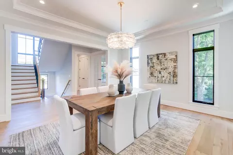 Dining - 1806 Dumbarton St, Mclean, VA 22101 photo 3 of 5