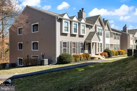 7708 Lexton Pl #C, Springfield, VA 22152 photo 3