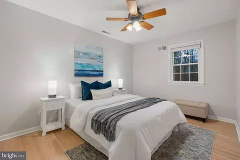 2401 Bugle Ln, Reston, VA 20191 photo 33