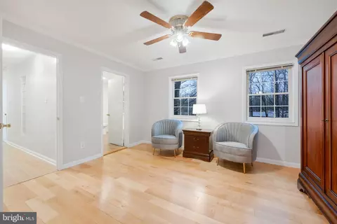 2401 Bugle Ln, Reston, VA 20191 photo 21