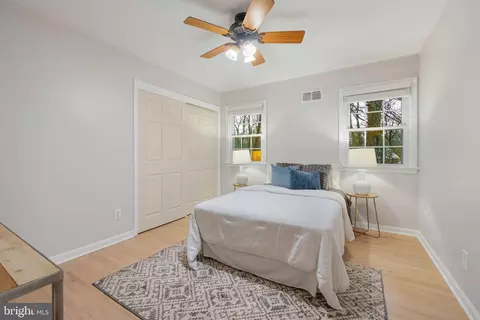 2401 Bugle Ln, Reston, VA 20191 photo 30