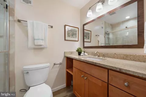 2401 Bugle Ln, Reston, VA 20191 photo 28