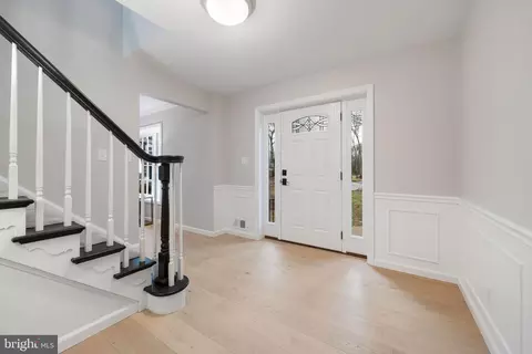 2401 Bugle Ln, Reston, VA 20191 photo 18