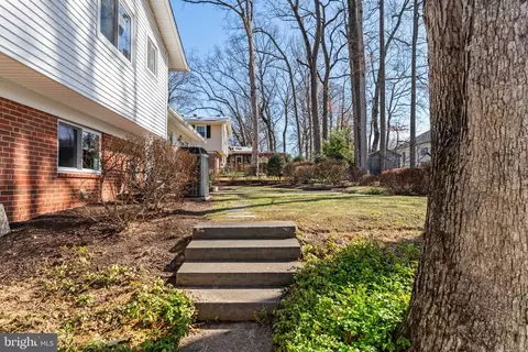 Exterior - 8317 Mcneil St, Vienna, VA 22180 photo 8 of 13