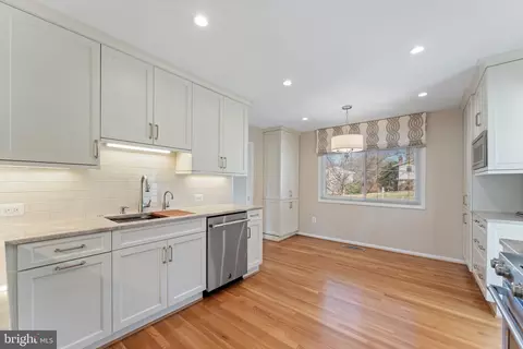 Kitchen - 8317 Mcneil St, Vienna, VA 22180 photo 7 of 13