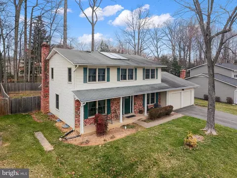 7312 Outhaul Ln, Burke, VA 22015