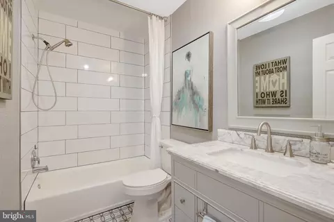 Bath - 6439 Bowie Dr, Springfield, VA 22150 photo 2 of 3