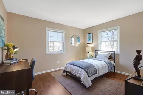 Bedroom - 6439 Bowie Dr, Springfield, VA 22150 photo 2 of 5