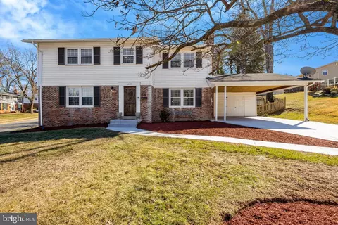 Exterior - 6439 Bowie Dr, Springfield, VA 22150 photo 2 of 7