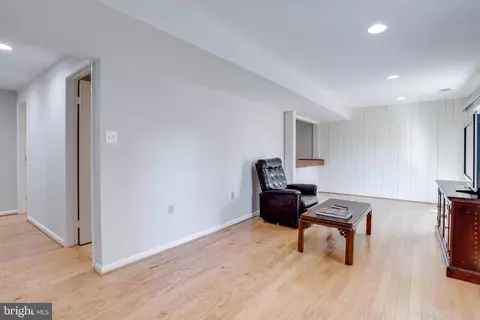 7447 Quincy Hall Ct, Springfield, VA 22153 photo 28