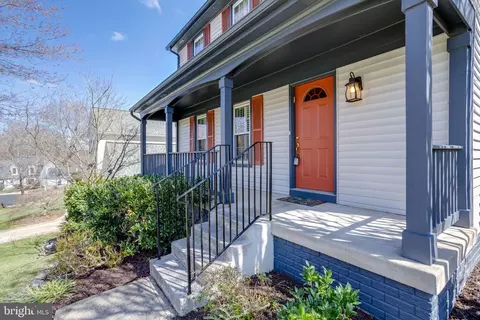 7447 Quincy Hall Ct, Springfield, VA 22153 photo 5