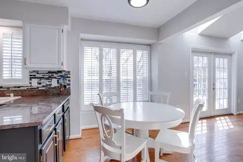 7447 Quincy Hall Ct, Springfield, VA 22153 photo 17