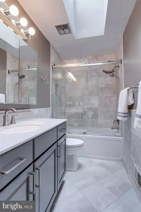 7447 Quincy Hall Ct, Springfield, VA 22153 photo 37