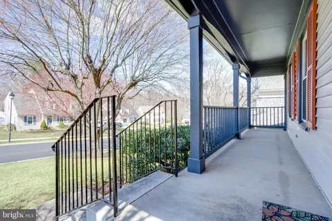 7447 Quincy Hall Ct, Springfield, VA 22153 photo 4